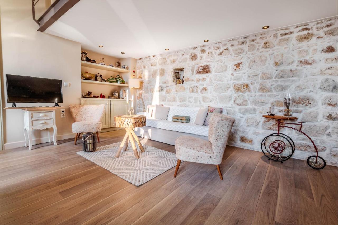 Mouragia Loft - Waterfront Old Corfu Town Apartamento Exterior foto