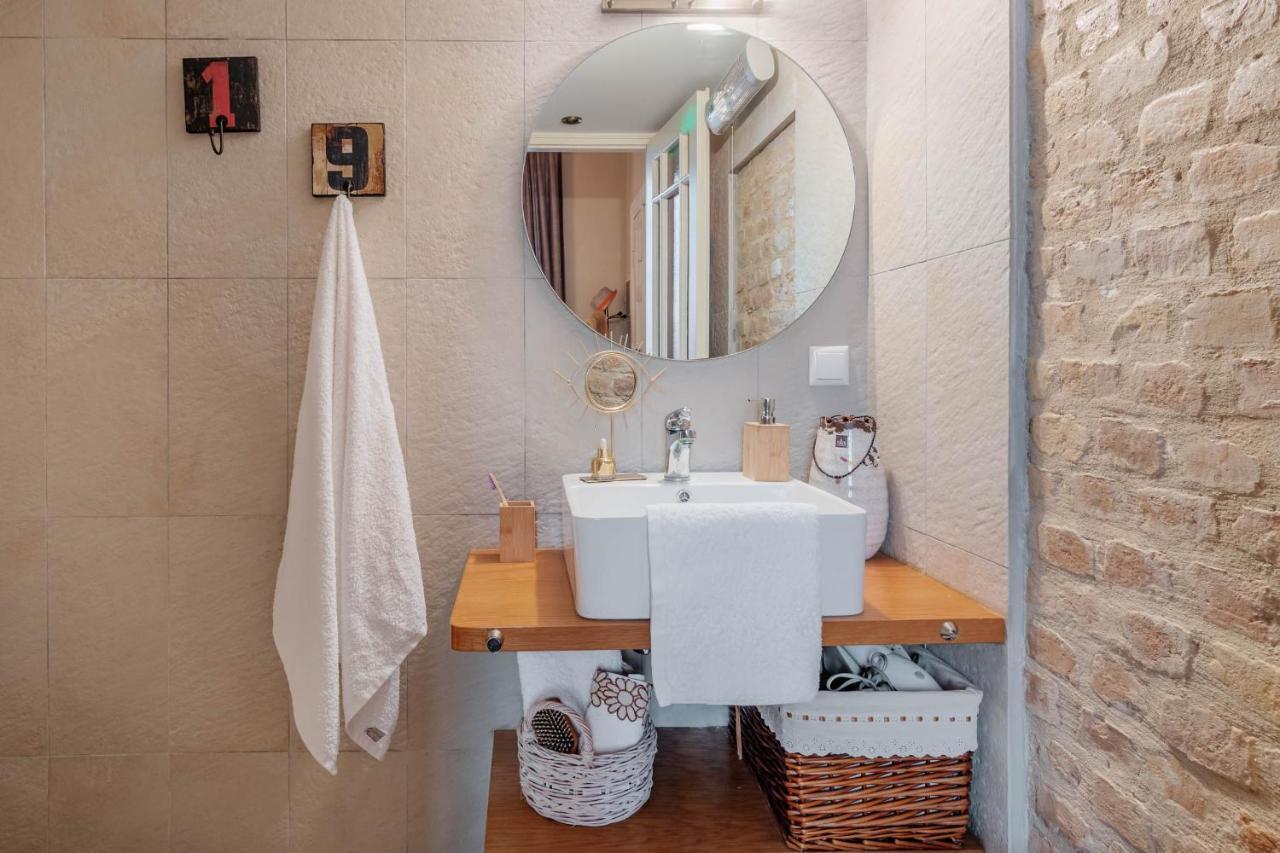 Mouragia Loft - Waterfront Old Corfu Town Apartamento Exterior foto